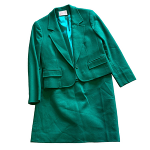 Vintage 1980s Pendleton Wool Skirt Suit in Green. Blazer Size 6P Skirt Size 10